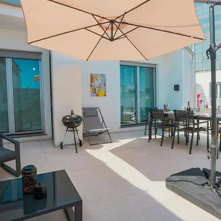 Attico Luxury Con Parcheggio E Terrazza Vista Mozzafiato Apartamento Génova